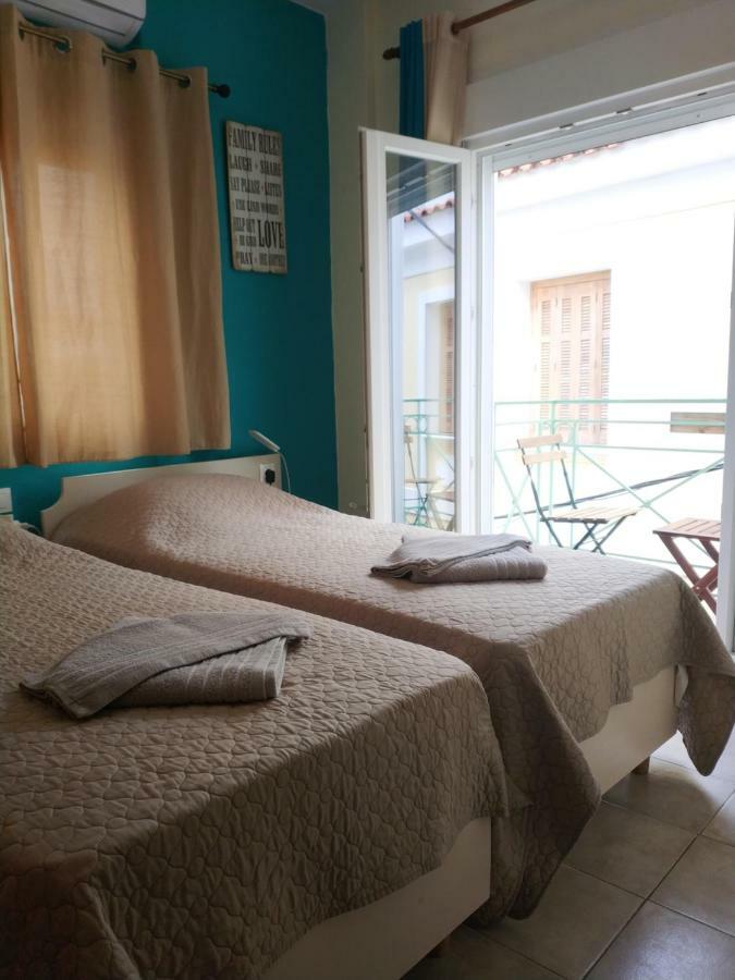 Sokaki Rooms Skiathos Town Bagian luar foto